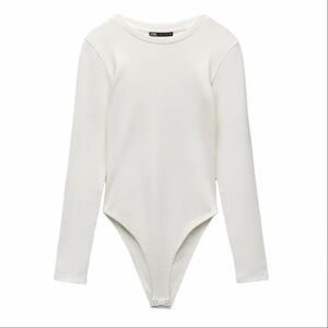Zara Essential White Long Sleeve Ribbed Material Bodysuit Perfect Base Layer